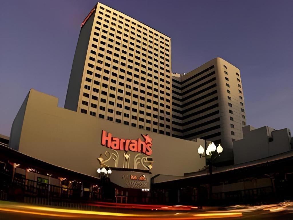 Harrahs Hotel Reno Exteriör bild